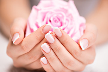 how to grow healthy nails